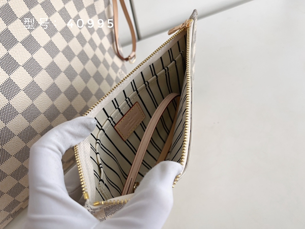 ルイヴィトンバッグ角部分ディテール